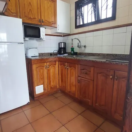 Arpones 4 Apartment