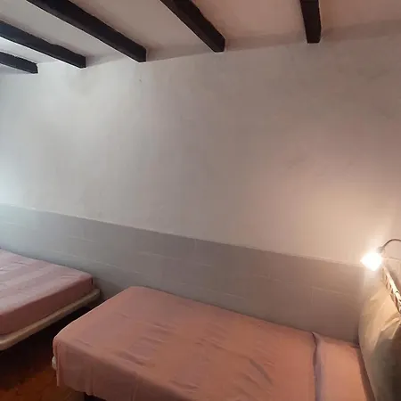 Arpones 4 Apartment